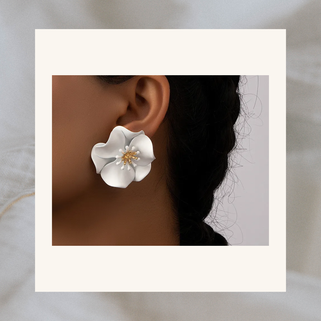 Emma Flower Earrings Women's Accessories – Giraldo Chic Accessories
