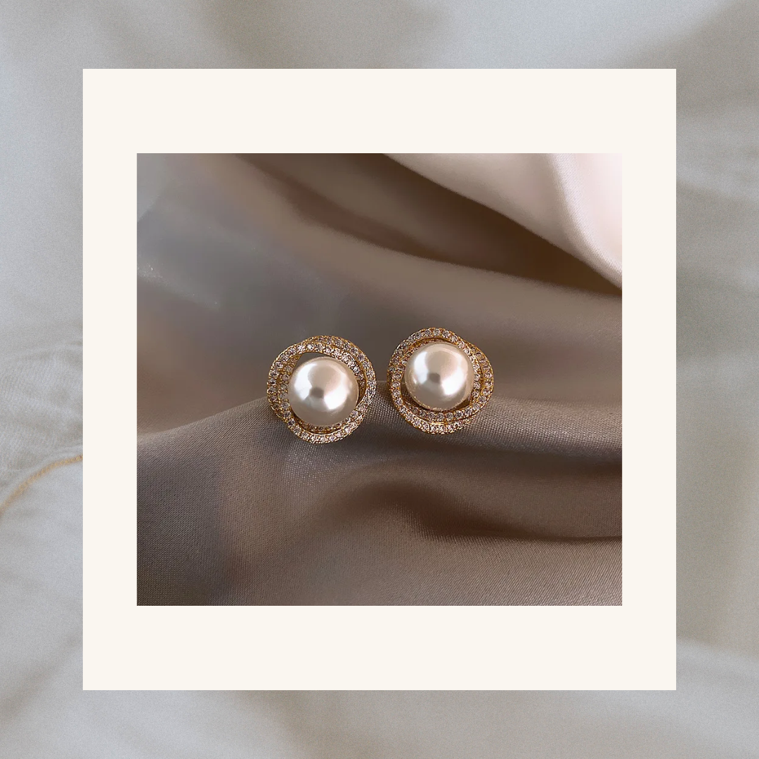 Pearl Elegant Stud Earrings