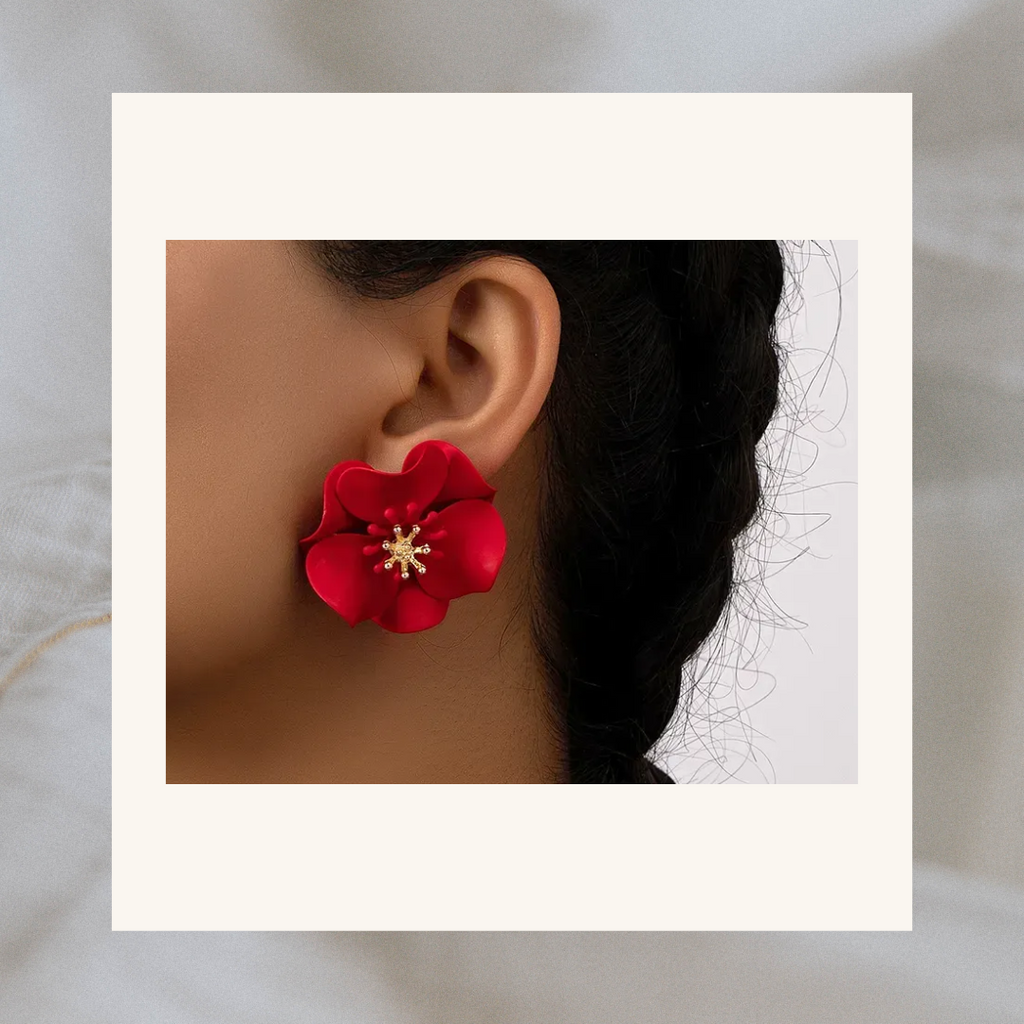 Emma Flower Earrings Women's Accessories – Giraldo Chic Accessories