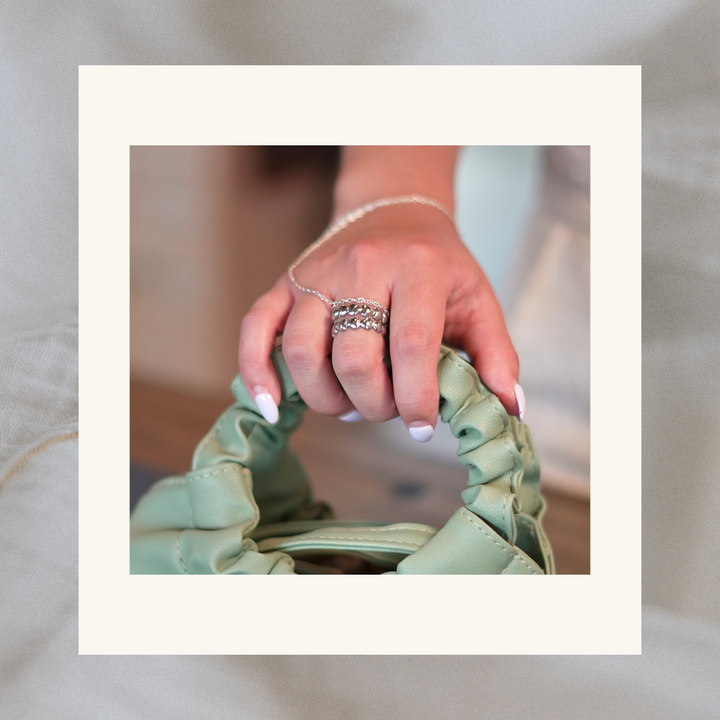 Cora Ring