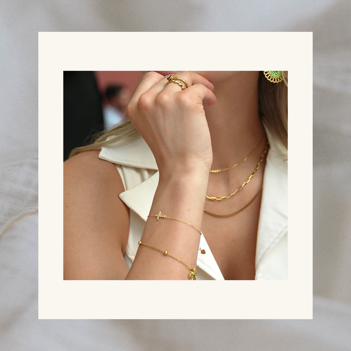 Dainty Cross Bracelet