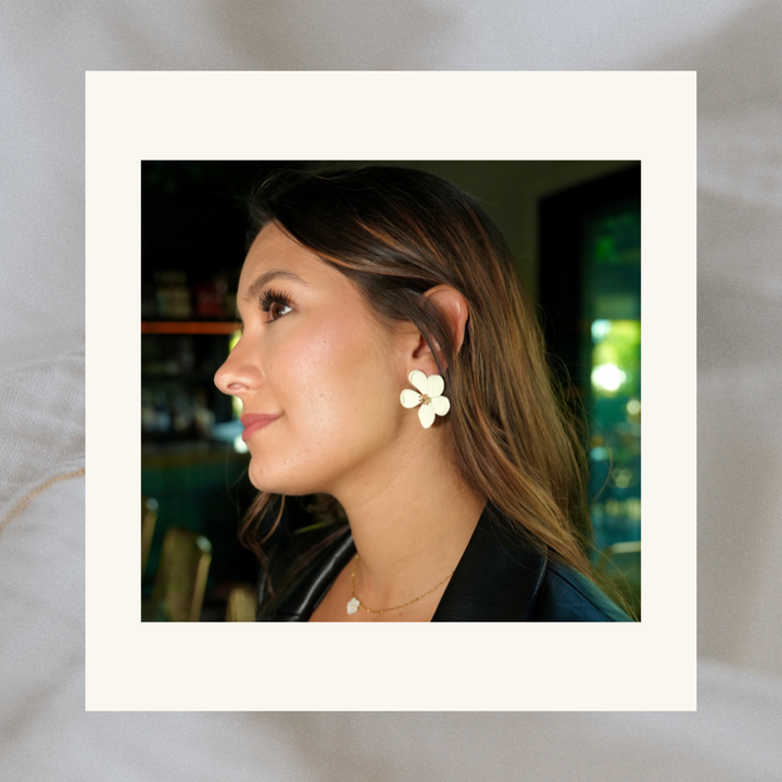 Evelyn Flower Earrings