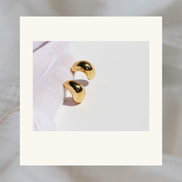Water Drop Small Dainty Earrings